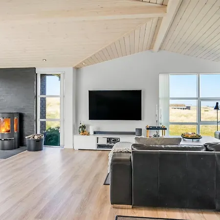 度假居 Ingela - 350m From The Sea By Interhome
